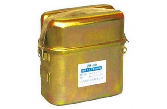 點擊查看詳細信息<br>標題：隔絕式化學(xué)氧自救器 閱讀次數(shù)：2092